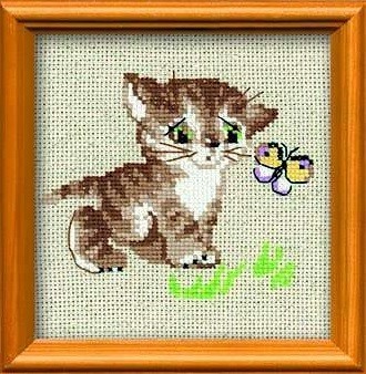1049 "Котенок с бабочкой" Риолис